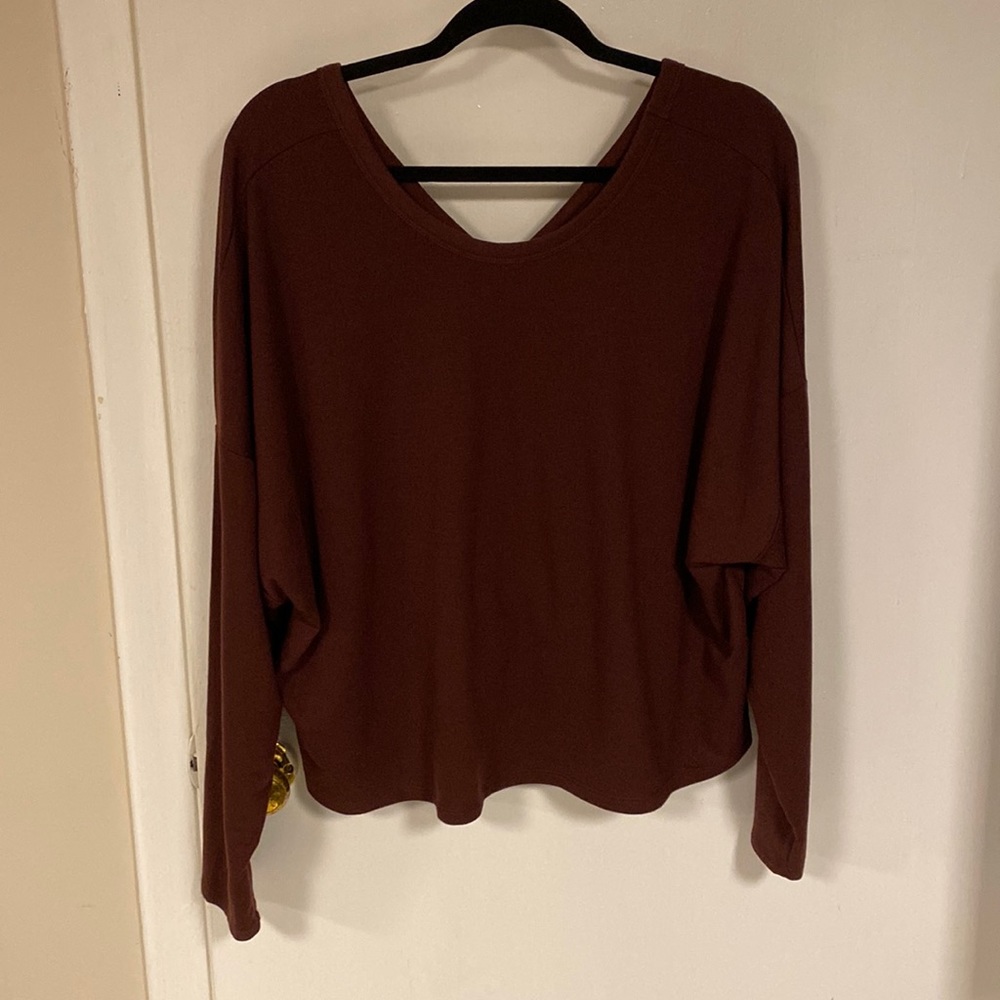Old navy active women’s long sleeve NWOT